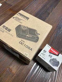 マキタ バッテリーbl1040b 充電器dc10sa セットのサムネイル