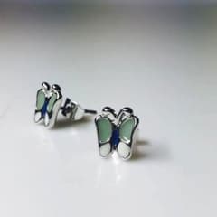 ターコイズ  &  シルバー   バタフライピアスのサムネイル