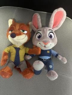 ズートピア ニック・ワイルド & ジュディ・ホップス ぬいぐるみ - メルカリ