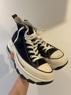 Converse ブラック ハイカット 厚底スニーカーのサムネイル