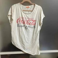 アシンメトリー コカコーラ Ｔシャツのサムネイル