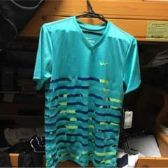 ナイキスポーツウェアのサムネイル