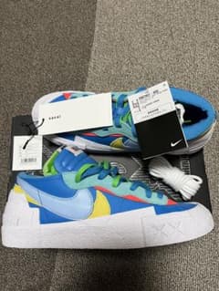 Nike sacai KAWS Blazer Low カウズ サカイ ブレーザーのサムネイル
