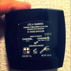 ミニオン様専用♡CHANELアイシャドウのサムネイル