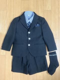 ✨美品✨100cm 男の子 フォーマルスーツ5点セット ブラック黒 おまけ靴下付のサムネイル