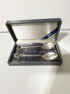 銀製 スプーン 2本セット - メルカリ