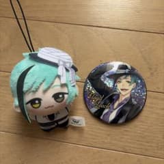 ツイステ フロイド・リーチ ぬいぐるみ 缶バッジのサムネイル