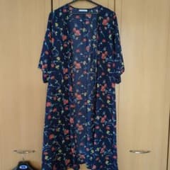OLIVE des OLIVE ネイビー 花柄 ワンピースのサムネイル