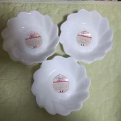 フランス製 アルクインターナショナルヤマザキパン祭り♡花びら型皿 3
