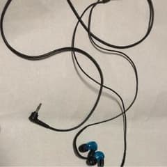 値下可能 SHURE SE215 イヤホンのサムネイル