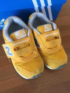ニューバランス 996 スニーカーのサムネイル