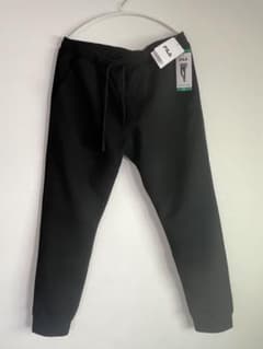 ⭐︎新品•未使用⭐︎FILA スウェットパンツ XLサイズ ブラックのサムネイル