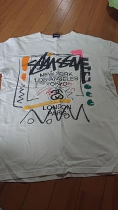STUSSYのTシャツのサムネイル