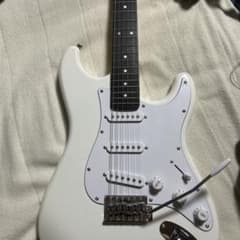 SELDER セルダー エレキギター ホワイト ストラップ シールドのサムネイル