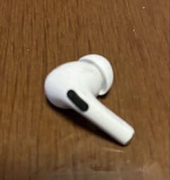 airpods pro 2(第二世代)イヤホン右耳のサムネイル
