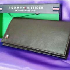 ★★トミーフィルフィガー長財布新品未使用!!!のサムネイル