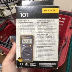FLUKE 101 デジタルマルチメーターのサムネイル