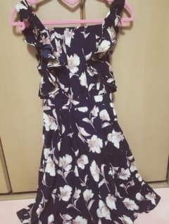 紺の花柄ワンピ GRLのサムネイル