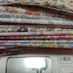 リバティ　お楽しみ　ハギレセット　10-1Dのサムネイル