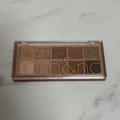 rom&nd & pupa アイシャドウパレットのサムネイル