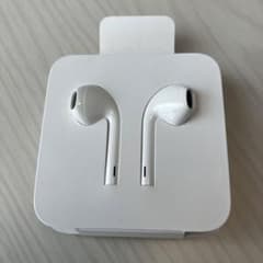 【未使用、新品】 iPhone 純正イヤホン　変換ケーブル付のサムネイル