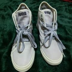 新品未使用 PUMA レディーススニーカー ハイカットのサムネイル