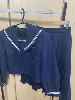 セーラー　制服のサムネイル