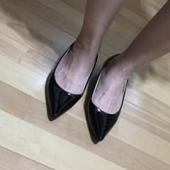 エナメルパンプス  黒のサムネイル
