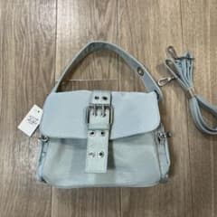 【新品未使用】ライトブルー ショルダーバック ベルトデザインのサムネイル