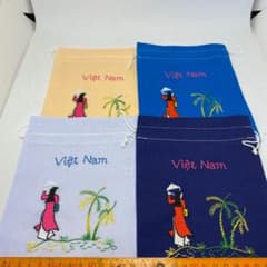 ベトナム刺繍巾着袋ちょっと大きめ4枚セットのサムネイル