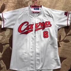 カープ 梵選手 ユニフォームのサムネイル