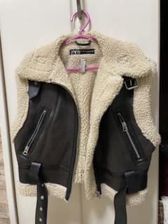 ZARA ノースリーブジャケット XSのサムネイル