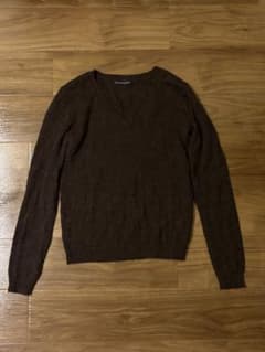 Brandy Melville ブラウン Vネックニットのサムネイル