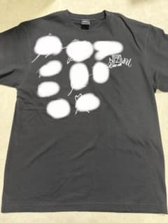 NiziU オンラインくじ B賞 メンバー全員直筆サイン入りTシャツ - メルカリ