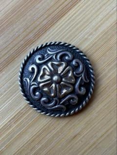 FUNNY ビクターコンチョ 37ミリ 14K FUNNY ビクターコンチョ 37ミリ 14K - メルカリ