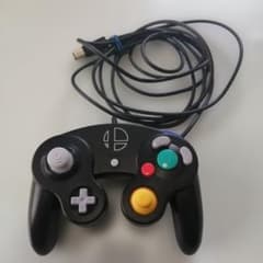 任天堂 ゲームキューブコントローラー ブラックのサムネイル