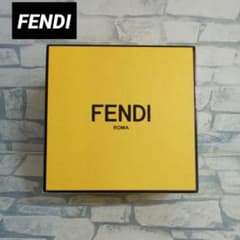 【FENDI】Gift Box, Medium Size, Yellow, for Rings, Watches, and Jewelry