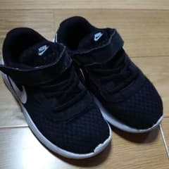 NIKE ナイキ スニーカー タンジュン １５センチのサムネイル
