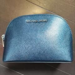 新品　マイケルコース　ポーチのサムネイル