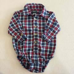 美品 リボン様専用 ＊ アメリカで購入 ＊ シャツ型ロンパース ＊12mのサムネイル