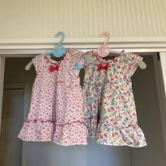 ミキハウス花柄フリル付きワンピース2点セットのサムネイル