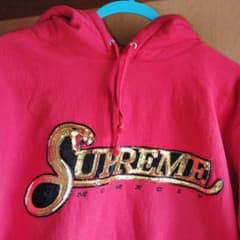 ジャッキー様専用★Supreme スネーク刺繍 パーカー 赤のサムネイル