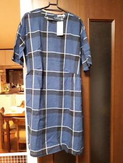 タグ付き　セルフサービス　ワンピースのサムネイル
