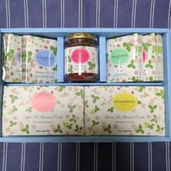 ウェッジウッド ワイルド ストロベリー アソートのサムネイル