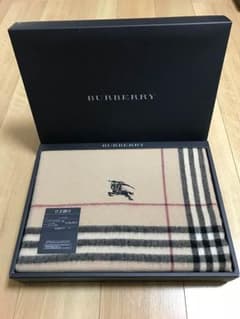 新品未使用 バーバリー Burberry ひざ掛け ブランケット ウール100％のサムネイル