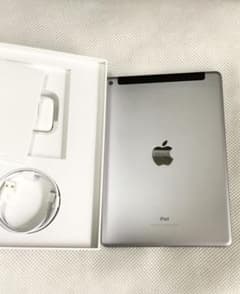 [未使用に近い] iPad 第6世代 Wi-Fi Cellular 32GBのサムネイル