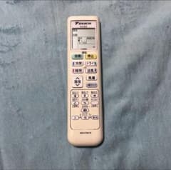 DAIKIN ダイキン エアコン用リモコン ARC478A19のサムネイル