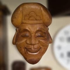 伝統的な木製能面 笑顔の顔 - メルカリ