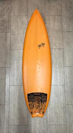/ スリーオースリー - 【手渡し希望】303 スモールドッグ オフィシャルサイト スリーオースリー | SURFBOARDS 303 | Dog Small FTフィン付 / サーフィン・ボディボード