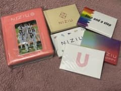 NiziU   フォトカード5種　フォトカードケースのサムネイル